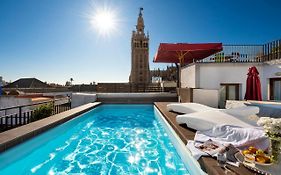 Cathedral Apartment, Upper Floor Apartment
